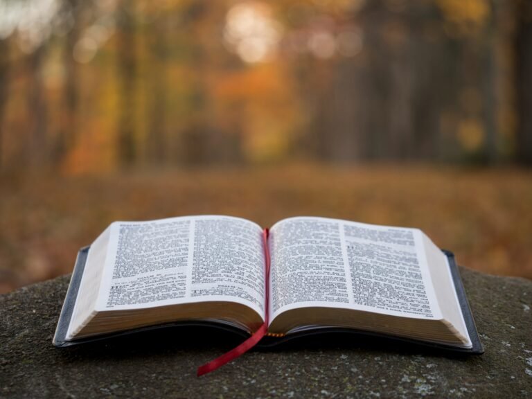 Frases cristianas para dormir en paz y tranquilidad.